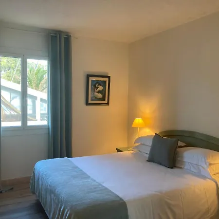 Hotel La Caravelle 3*
