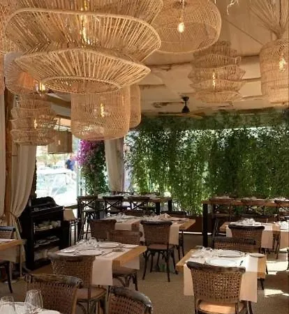 La Caravelle Hotel Bonifacio (Corsica)