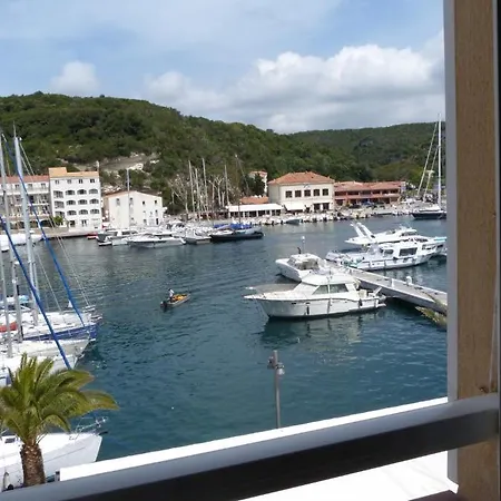 La Caravelle בוניפסיו