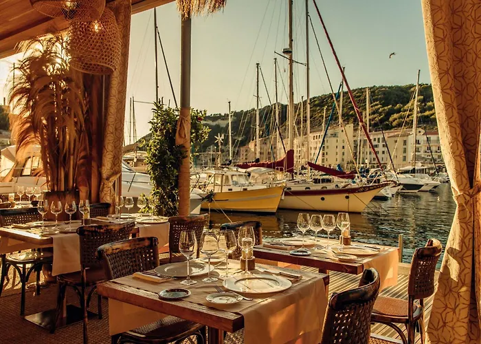 La Caravelle Hotel 3*